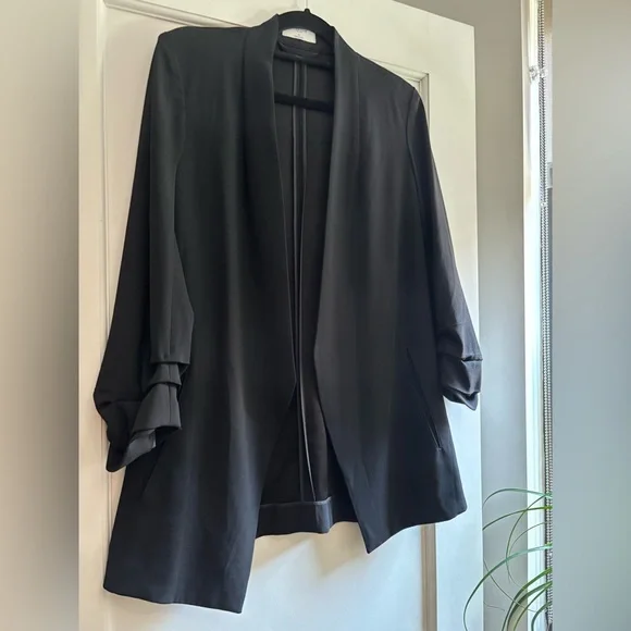 Babaton Power Blazer - Black - Picture 10 of 12